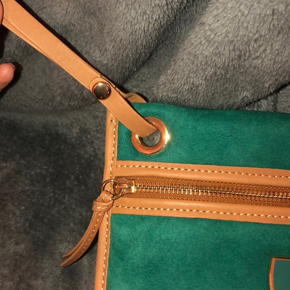 UGG Australia Jane Shearling Wristlet - Picture 6 of 6